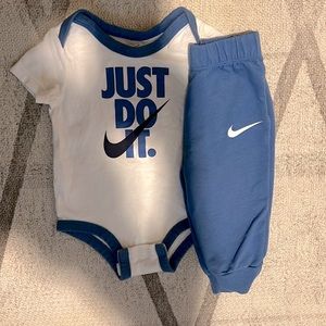 9M Nike baby blue outfit- worn once!